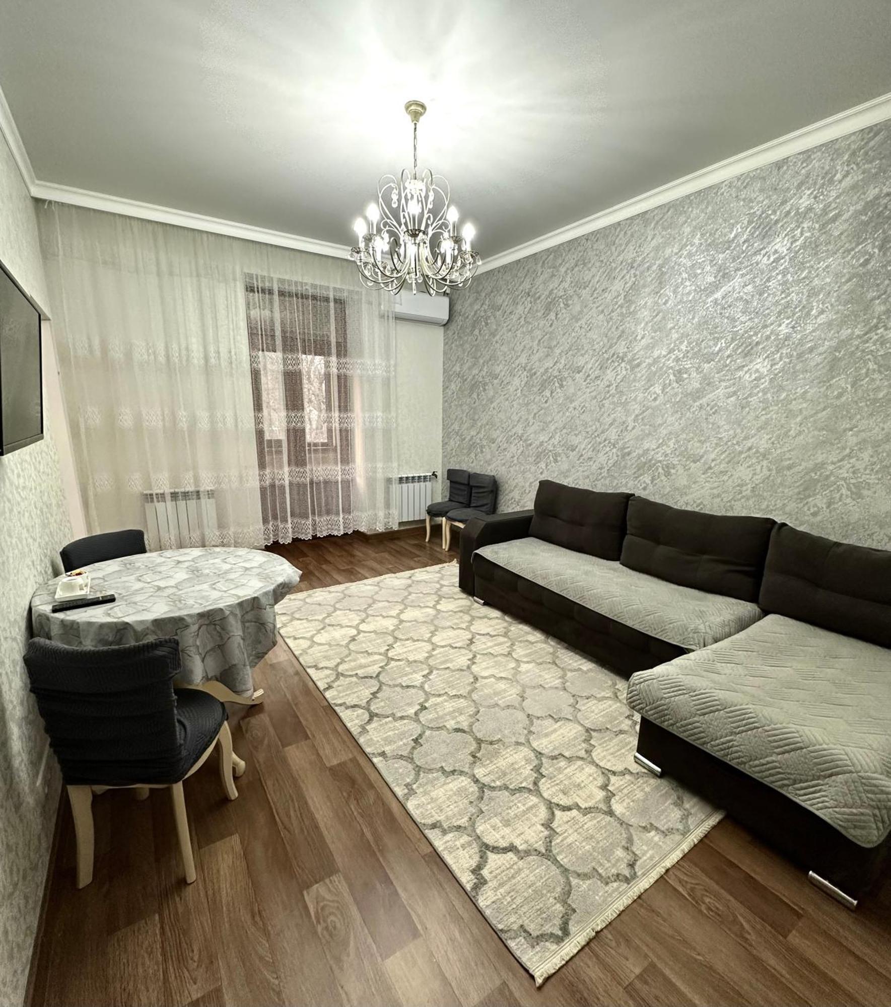Майлина 10 Аэропорт Appartement Turksib Buitenkant foto
