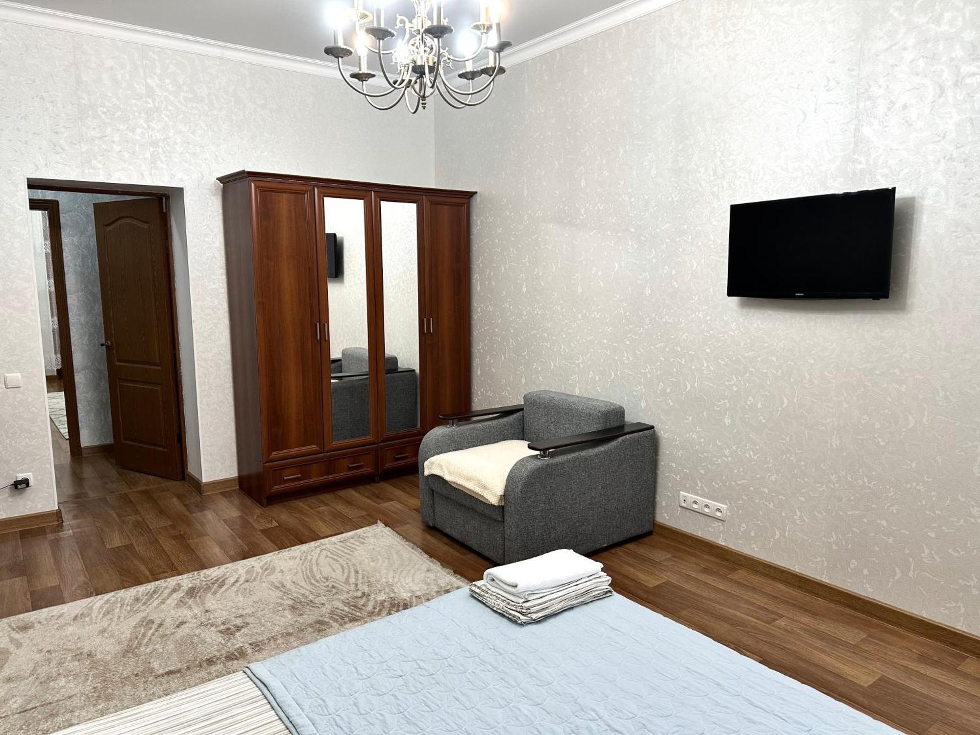 Майлина 10 Аэропорт Appartement Turksib Buitenkant foto
