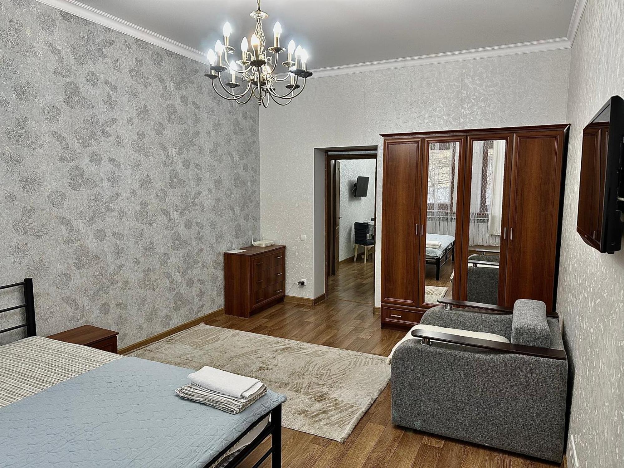 Майлина 10 Аэропорт Appartement Turksib Buitenkant foto